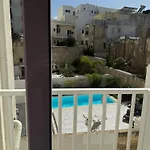 Sliema Shoreside Suite